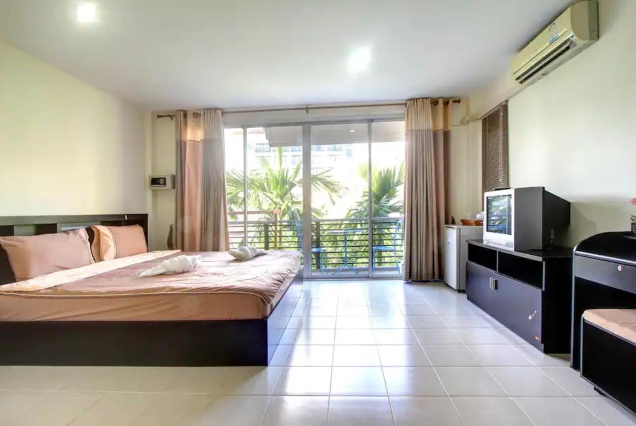 Kata Beach Guesthouse Exterior photo